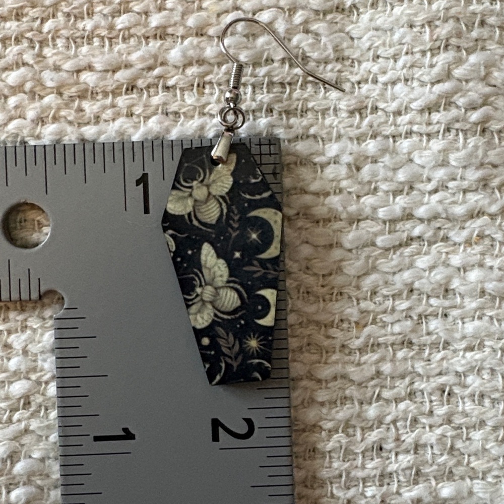 Moth earrings - Picture 6 of 6